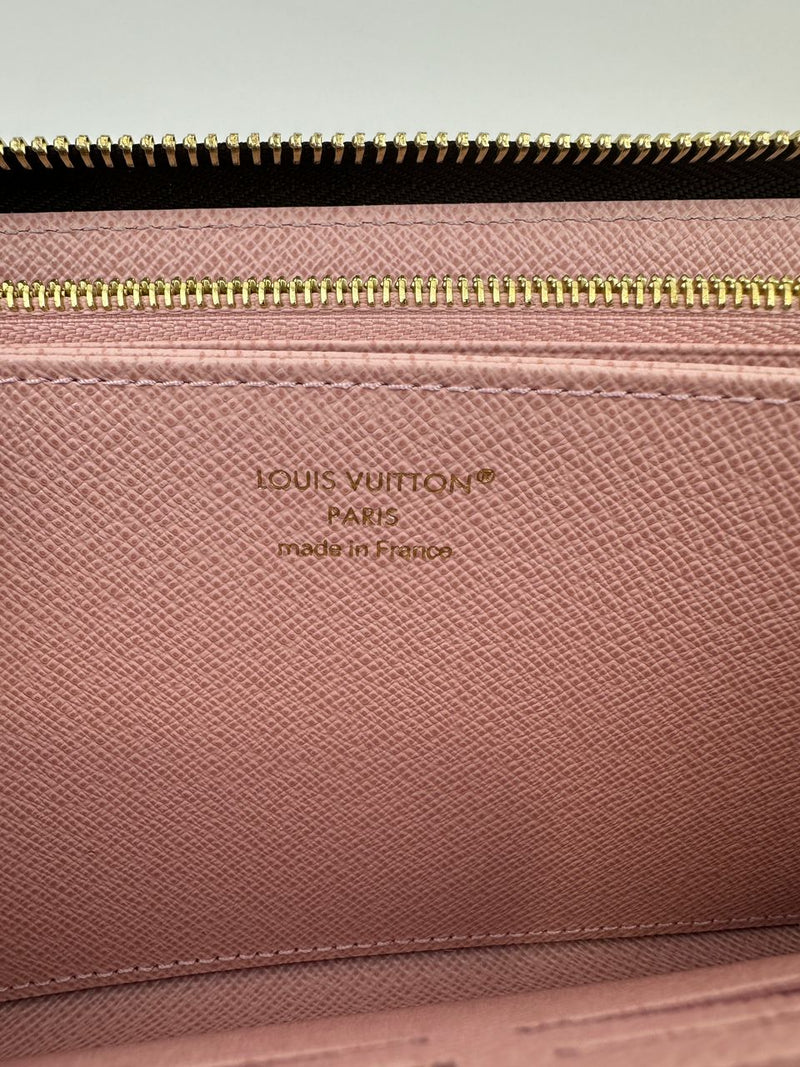 M41894 Monogram Canvas Zippy Wallet (RFID)