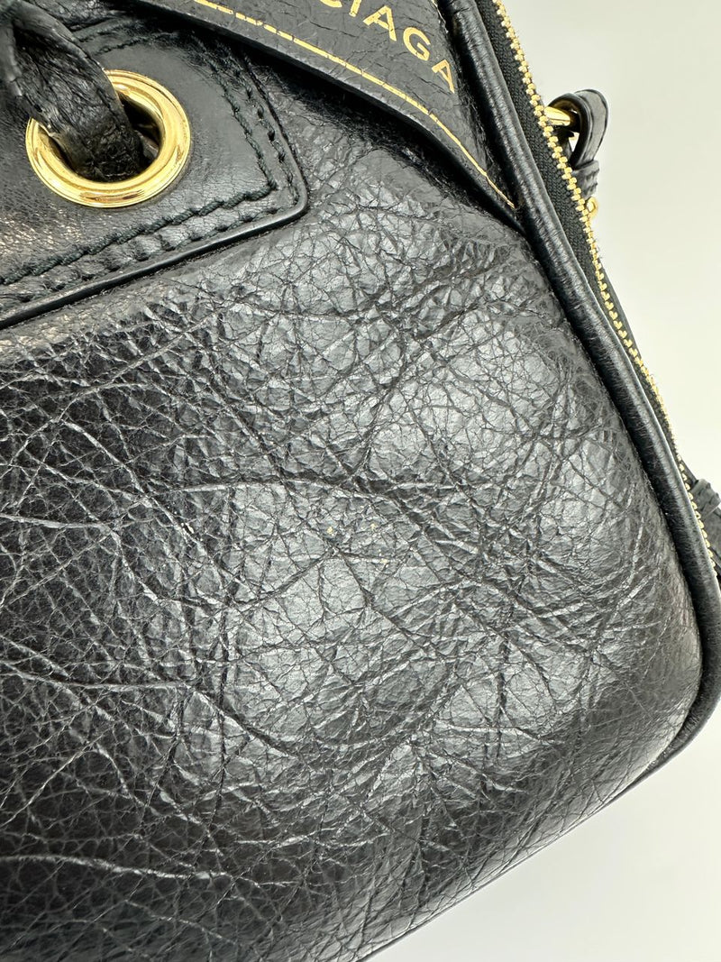 Blanket Square Small Black Bag