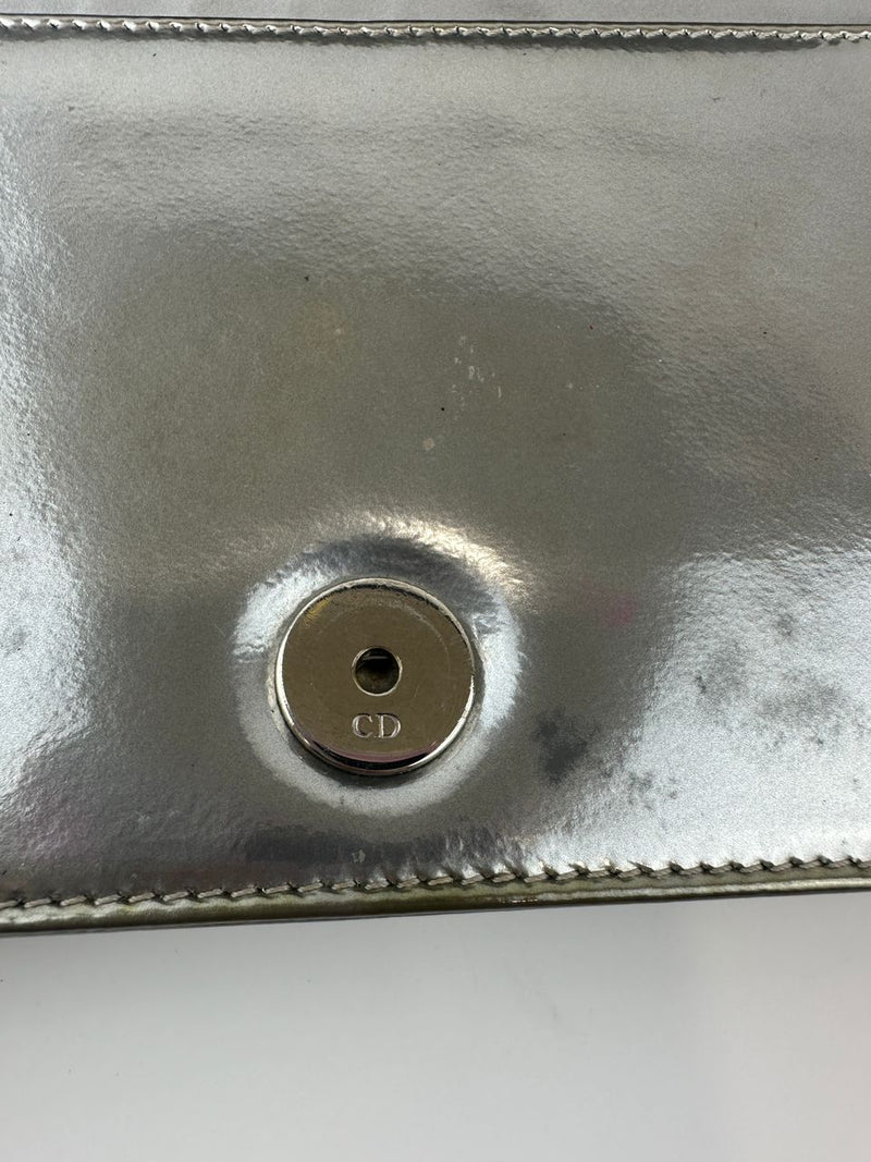 Diorama Metallic Silver Micro Cannage Diorama Wallet on Chain