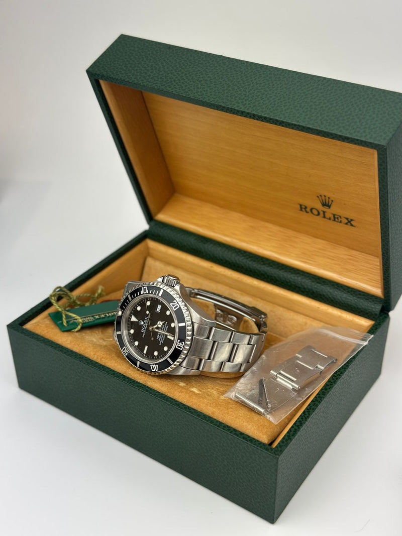 Sea-Dweller 16600 Vintage Black 40mm Automatic (Cash Price in Description)