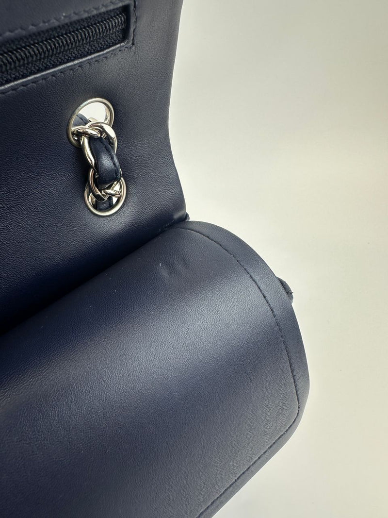 Classic Lambskin Navy Blue Jumbo Double Flap SHW