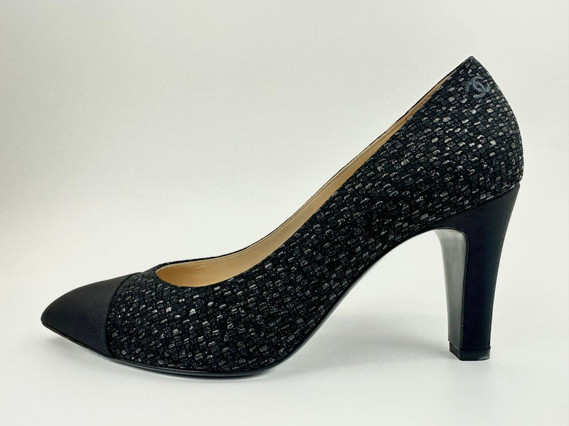 Gabrielle Coco Chanel Black Tweed Pumps Size 38.5