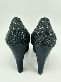 Gabrielle Coco Chanel Black Tweed Pumps Size 38.5