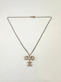 B15 Ribbon Pave Necklace