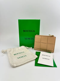 Small Cassette Intrecciato Beige Bifold Zip Wallet