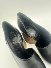 Toy Wood Heel Black Leather Pumps Size 38