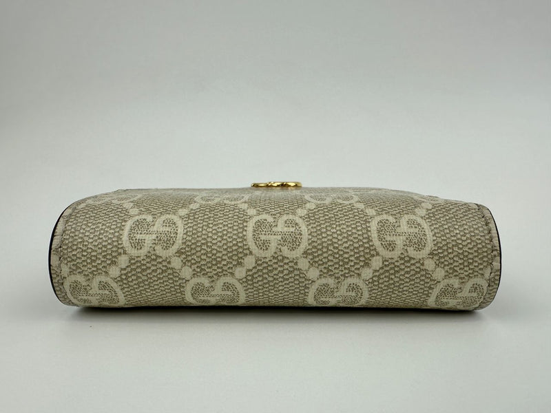 GG Marmont Small Bi-color Beige / White Supreme Wallet
