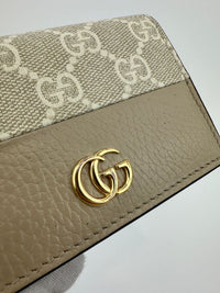 GG Marmont Small Bi-color Beige / White Supreme Wallet