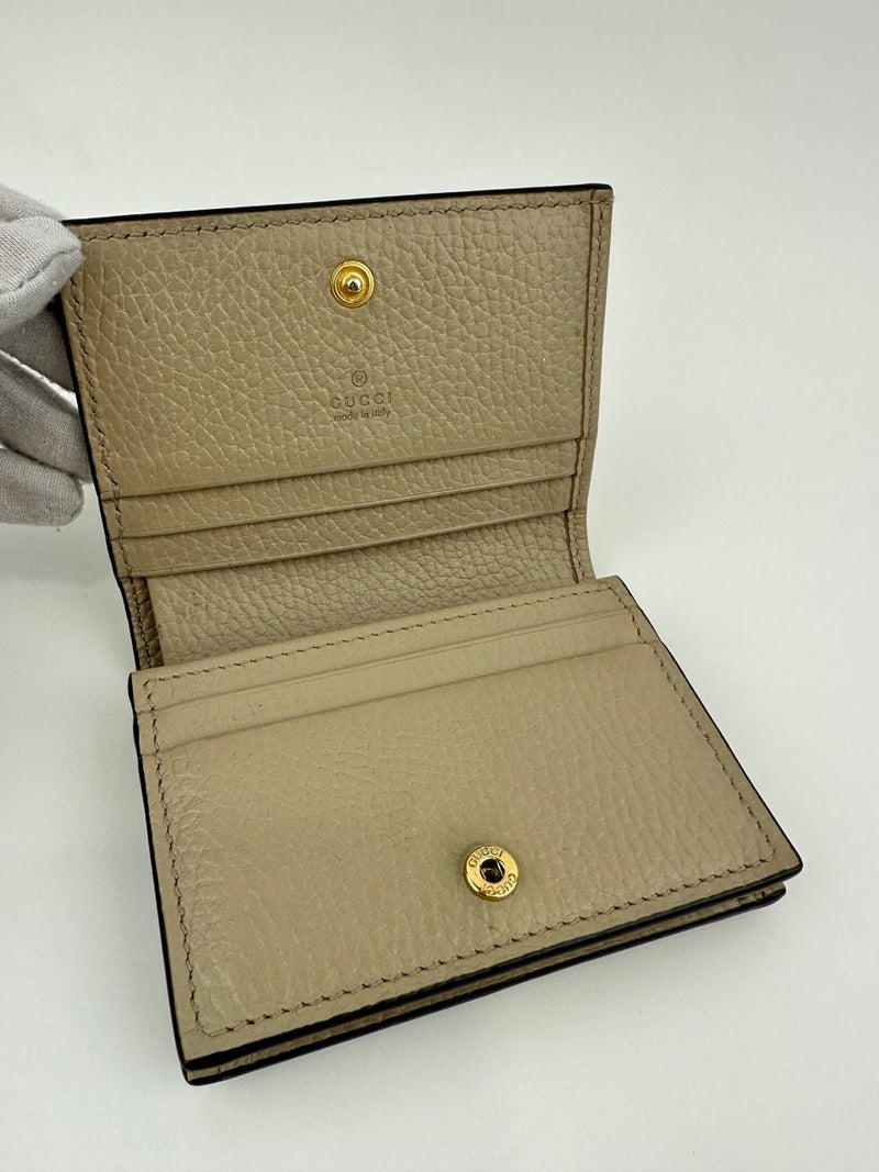 GG Marmont Small Bi-color Beige / White Supreme Wallet