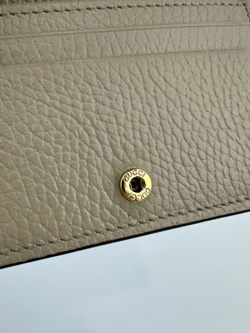 GG Marmont Small Bi-color Beige / White Supreme Wallet