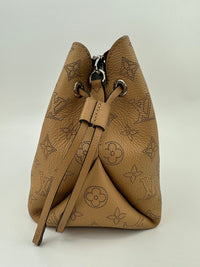 M59369 Bella Mahina Galet Calfskin Leather Bucket Bag (RFID)