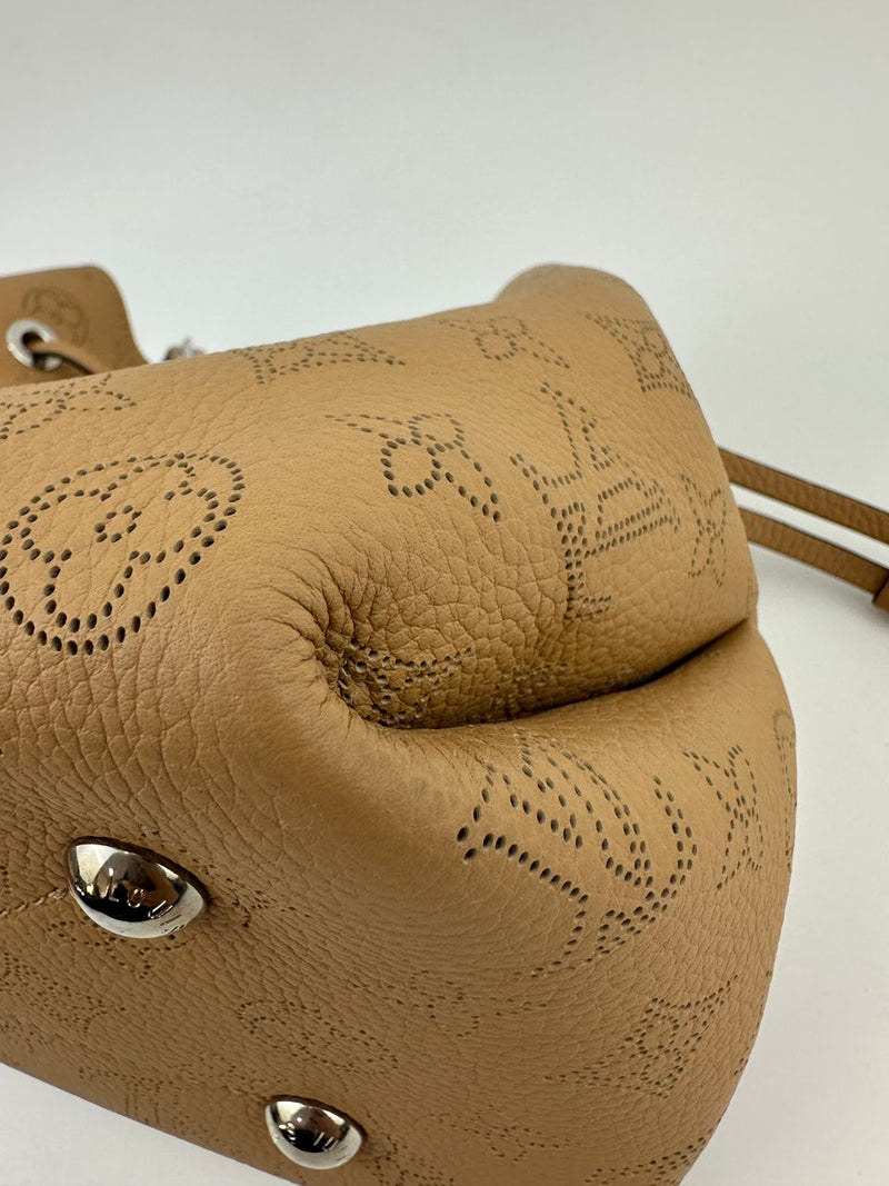 M59369 Bella Mahina Galet Calfskin Leather Bucket Bag (RFID)