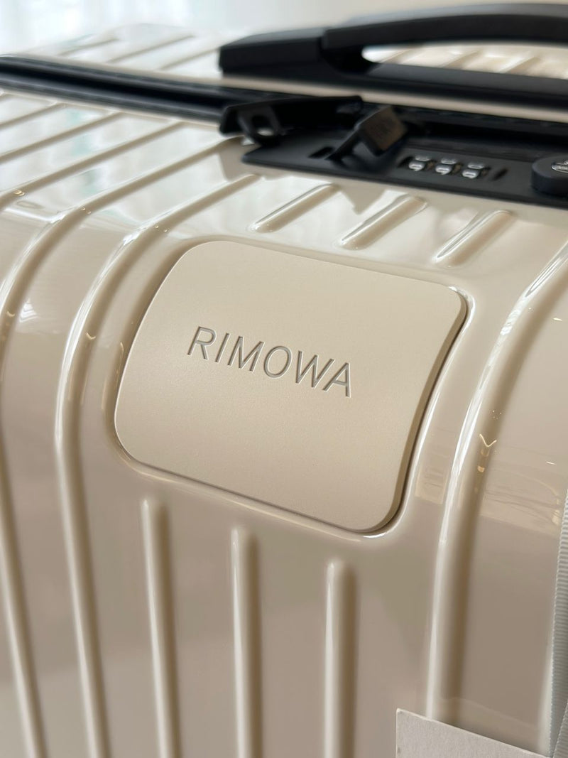 Essential Lite Check-In L Gloss Ivory Beige