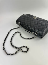 Medium Classic Double Flap Black Lambskin SHW