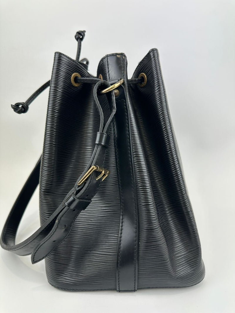 Vintage Petite Noe Black Epi Leather Bucket Bag