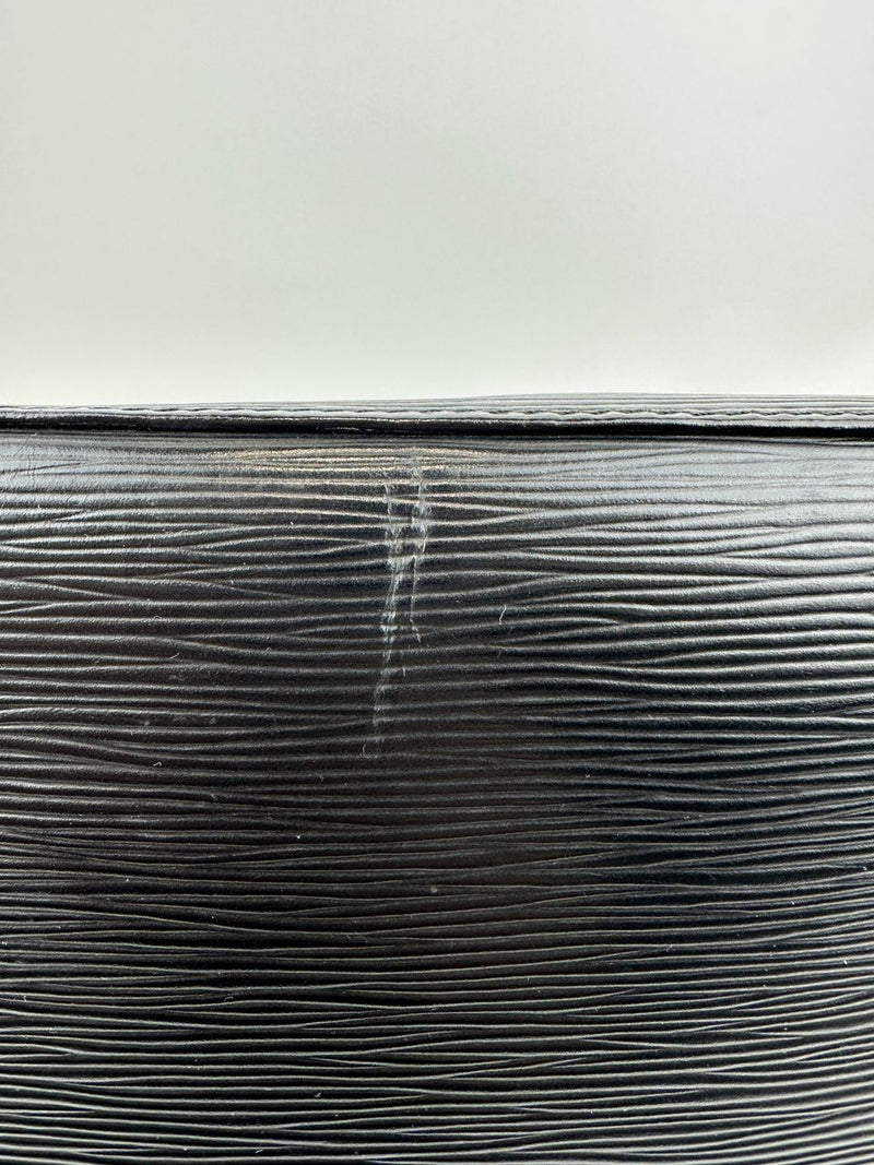 Vintage Petite Noe Black Epi Leather Bucket Bag