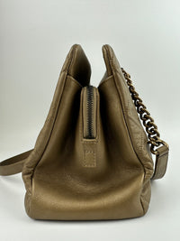 A67493 CC Quilted Matte Gold Shoulder Tote