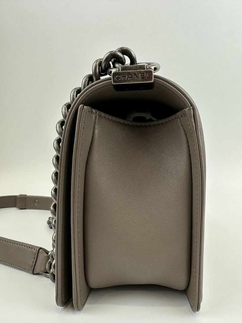 Le Boy Chevron Lambskin Grey PHW