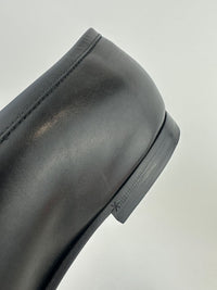 482467 Jordaan Leather Loafers GHW Size 8