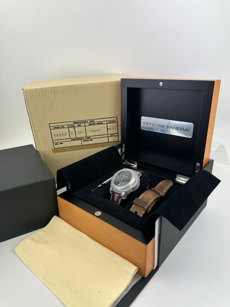 PAM176 Luminor Base Titanium