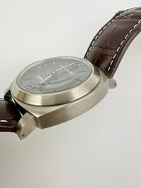 PAM176 Luminor Base Titanium