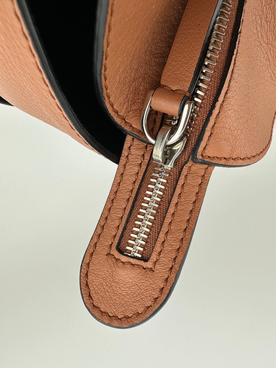Tassel Detail Tote Bag in Brown Leather