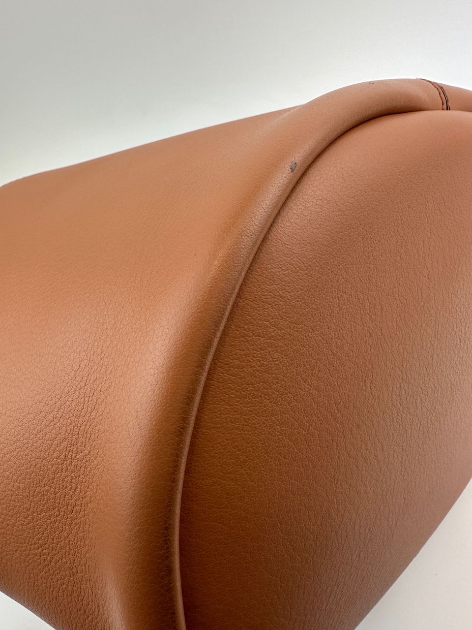Tassel Detail Tote Bag in Brown Leather