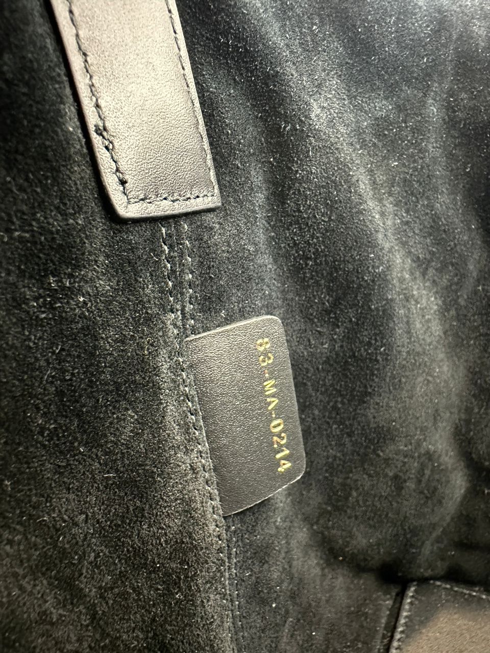 Medium Dior Toujours Black Macrocannage Calfskin Bag