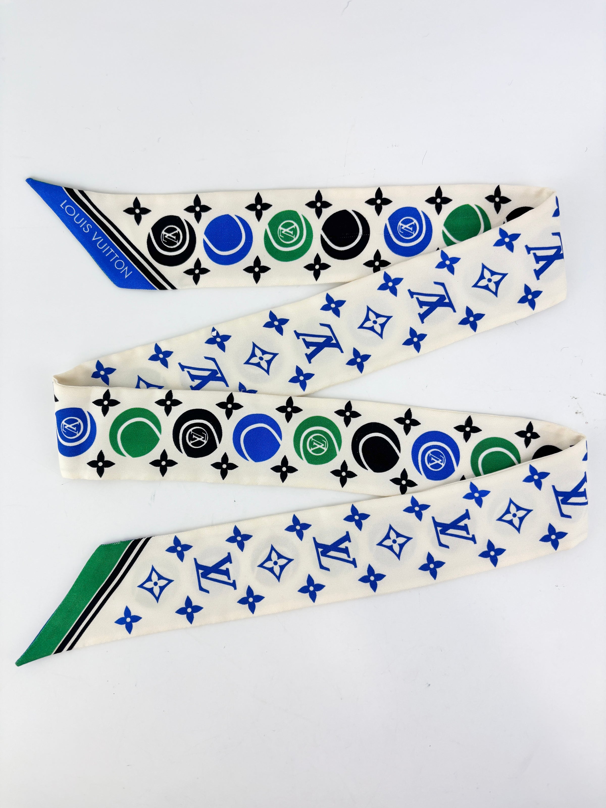 LV Match Set of BB Bandeaus (1 Pair)