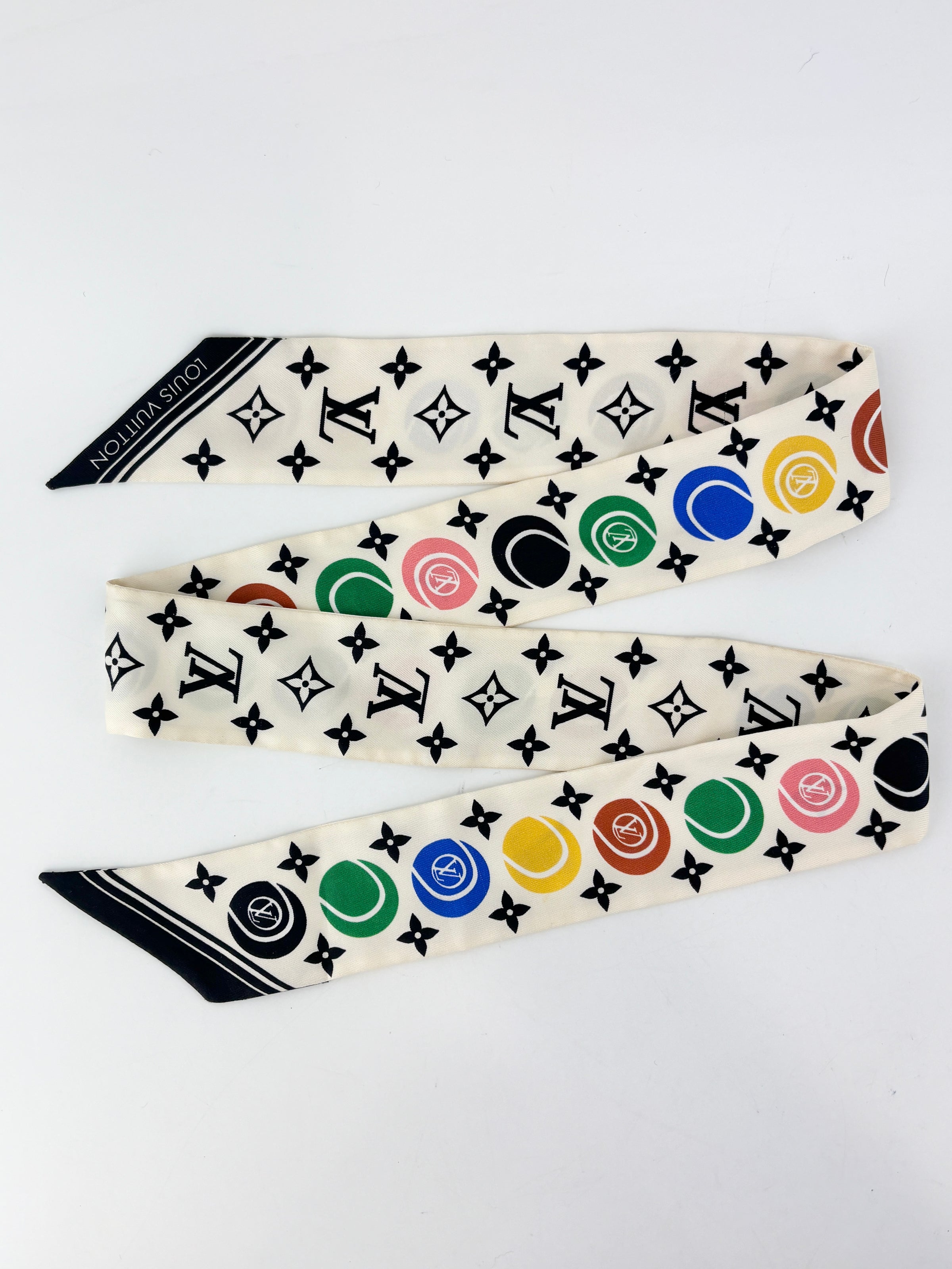 LV Match Set of BB Bandeaus (1 Pair)