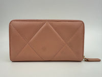 19 Zip Around Long Wallet Quilted Lambskin in Light Pink GHW