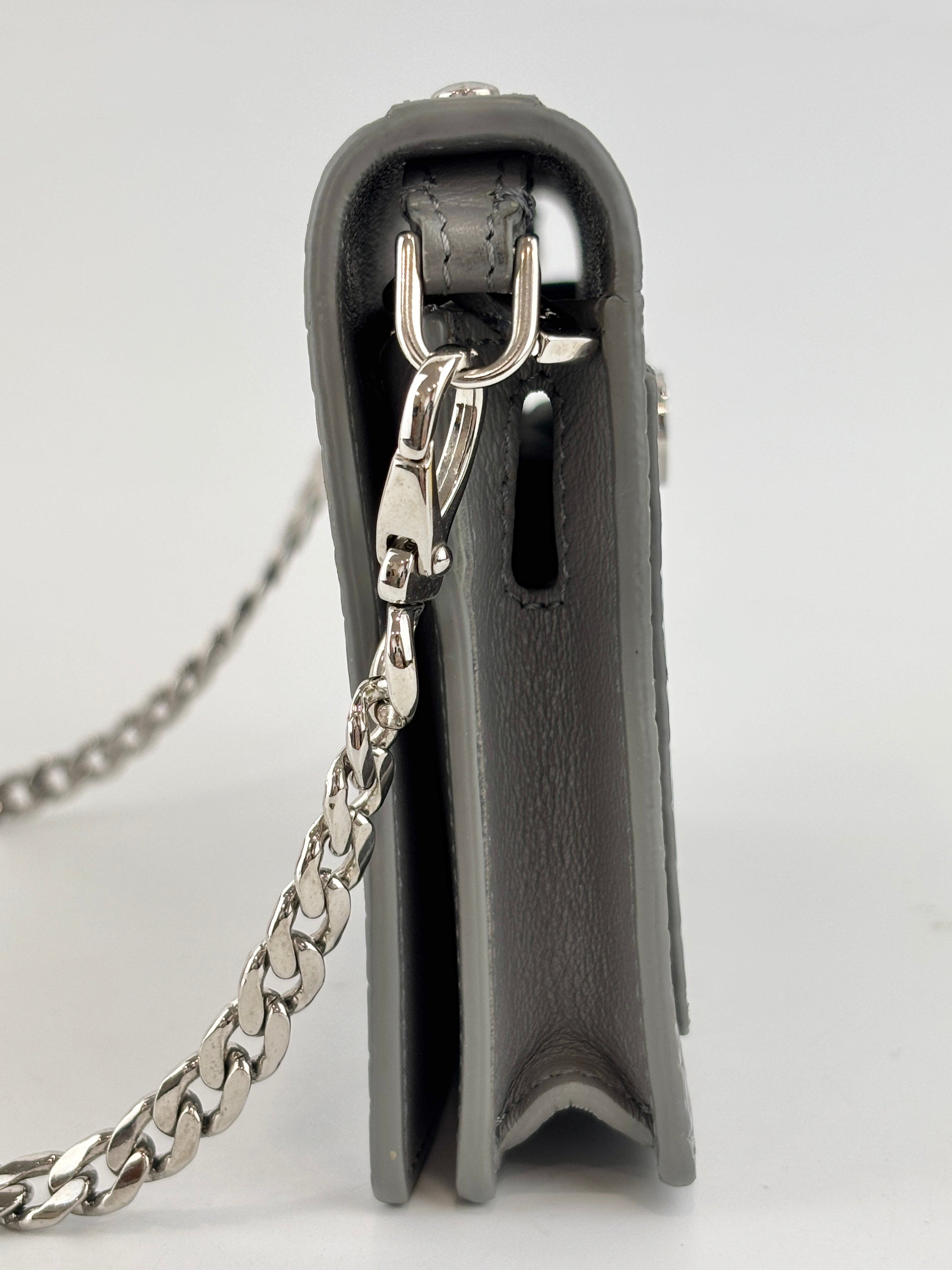 Double T Logo Chain WOC in Grey Croc Embossed