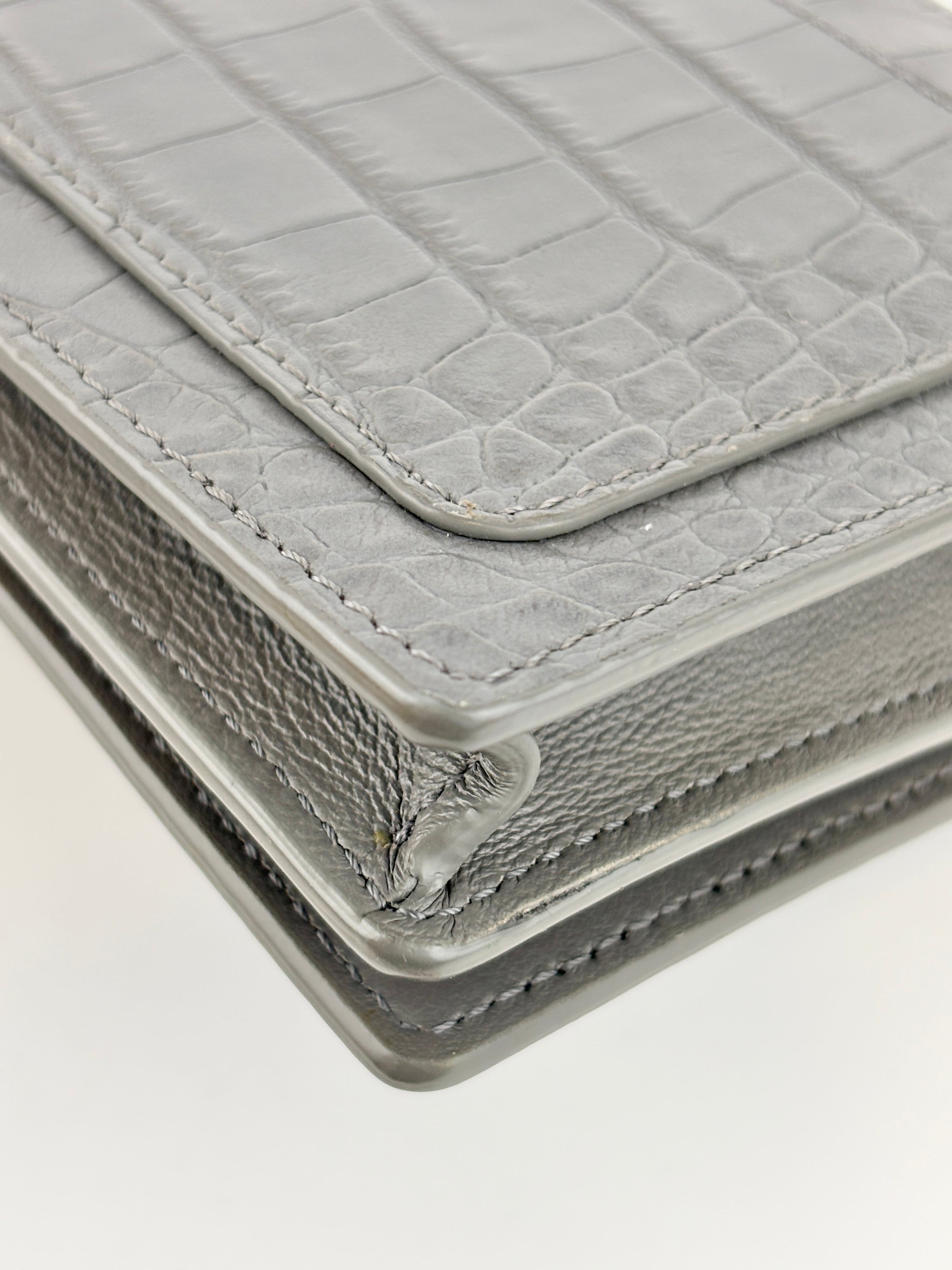 Double T Logo Chain WOC in Grey Croc Embossed