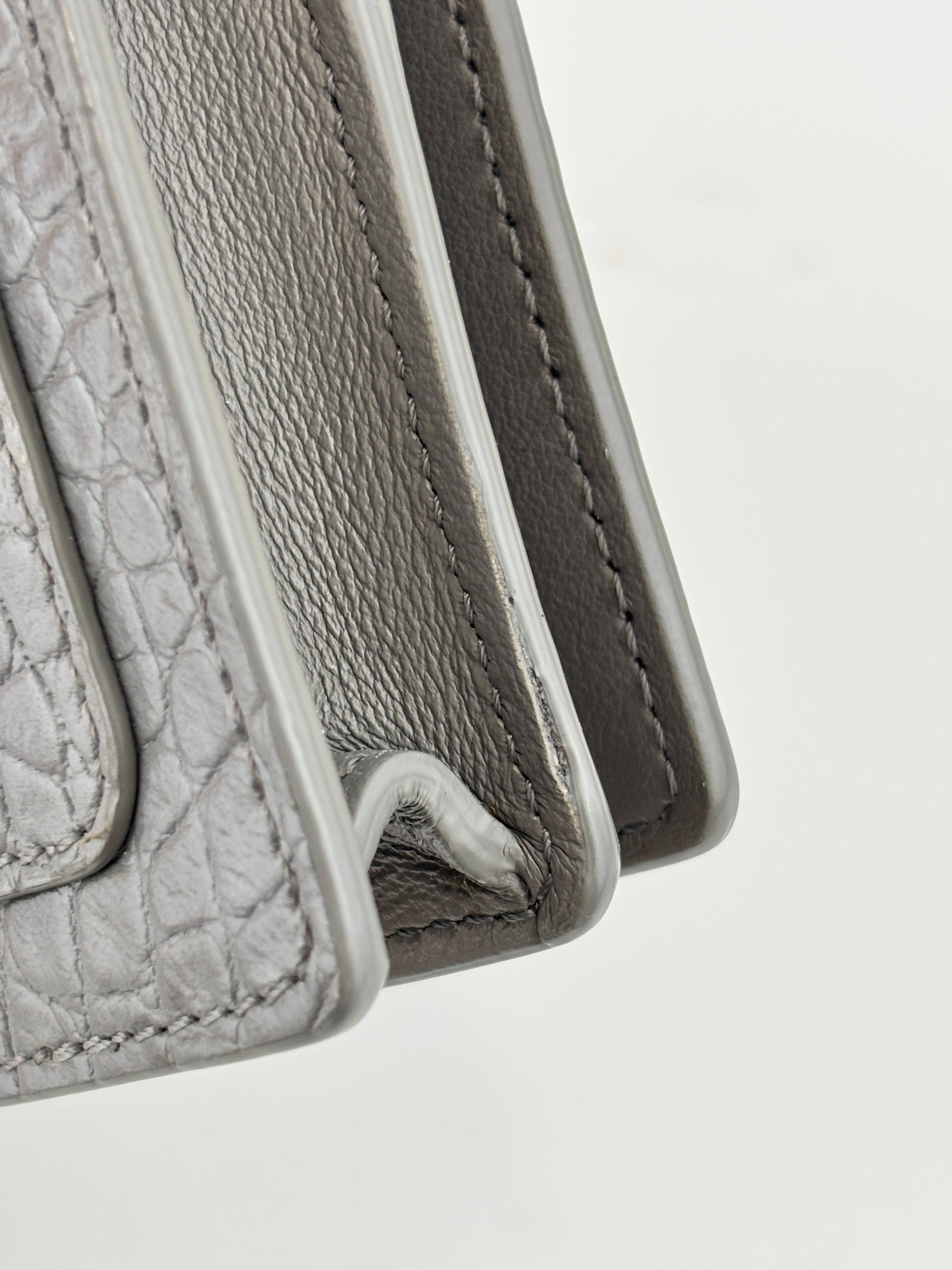Double T Logo Chain WOC in Grey Croc Embossed