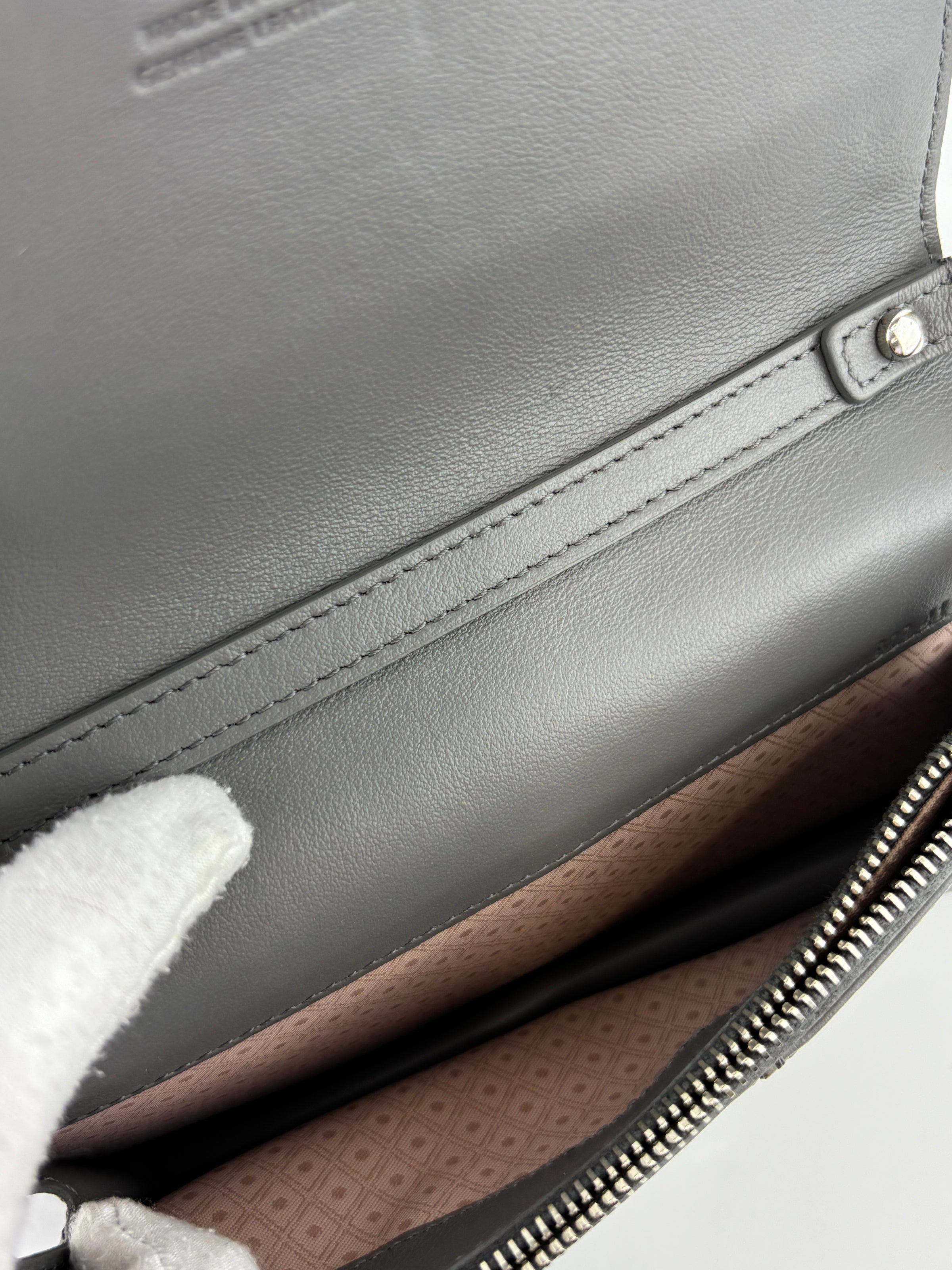 Double T Logo Chain WOC in Grey Croc Embossed