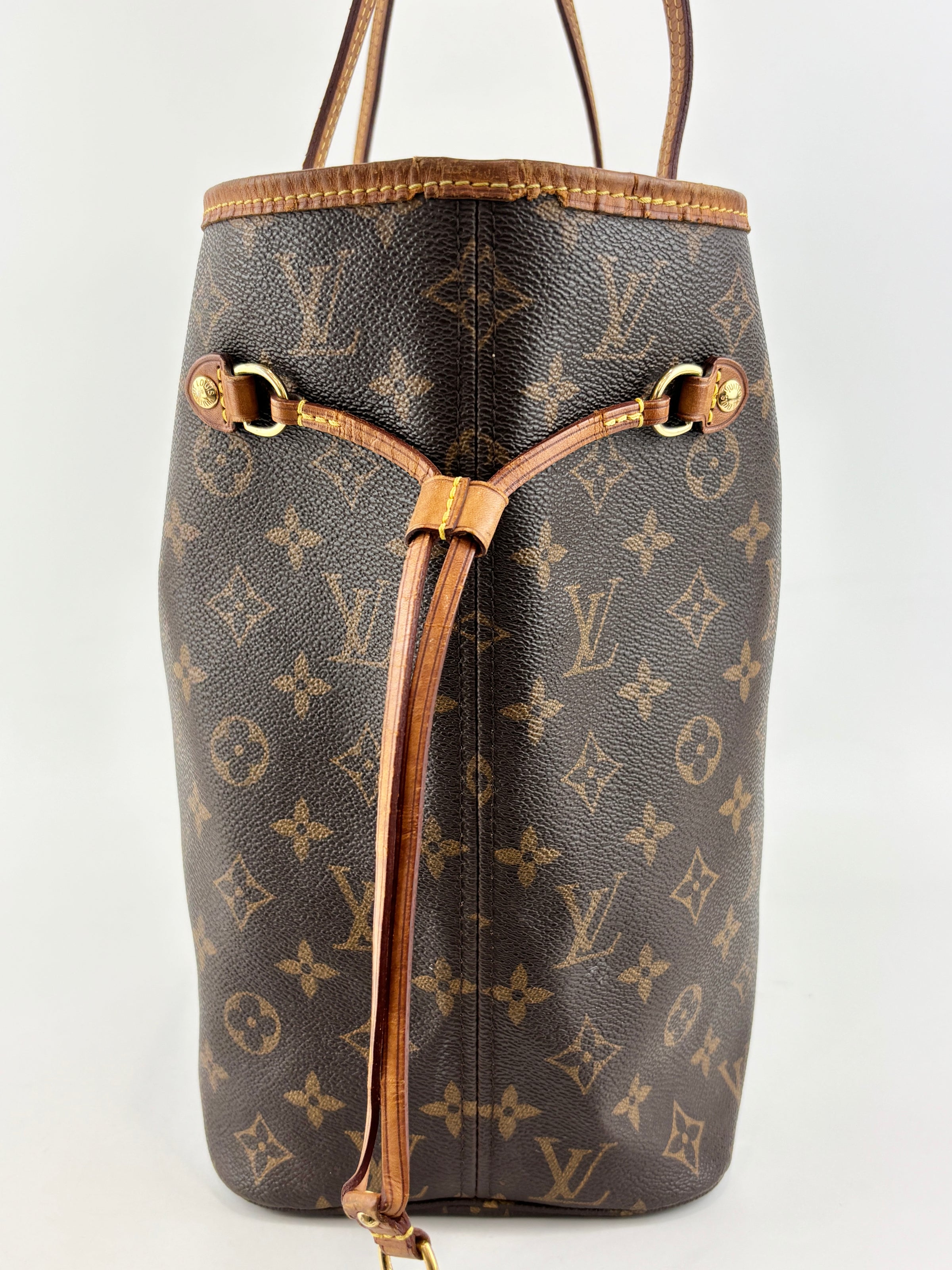 Neverfull MM Monogram Canvas Tote