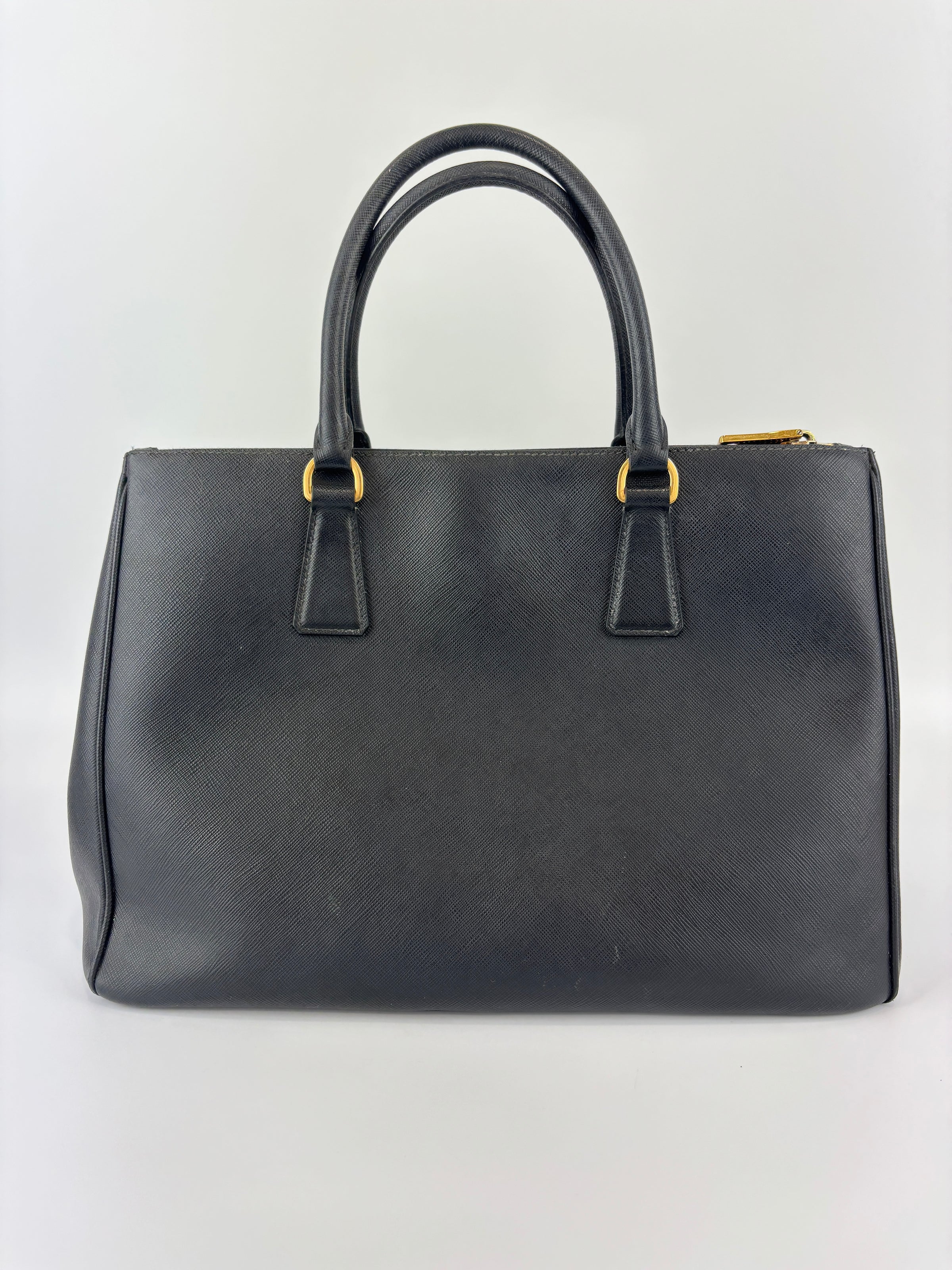 BN2274 Medium Double Zip Tote in Black Saffiano Lux Leather
