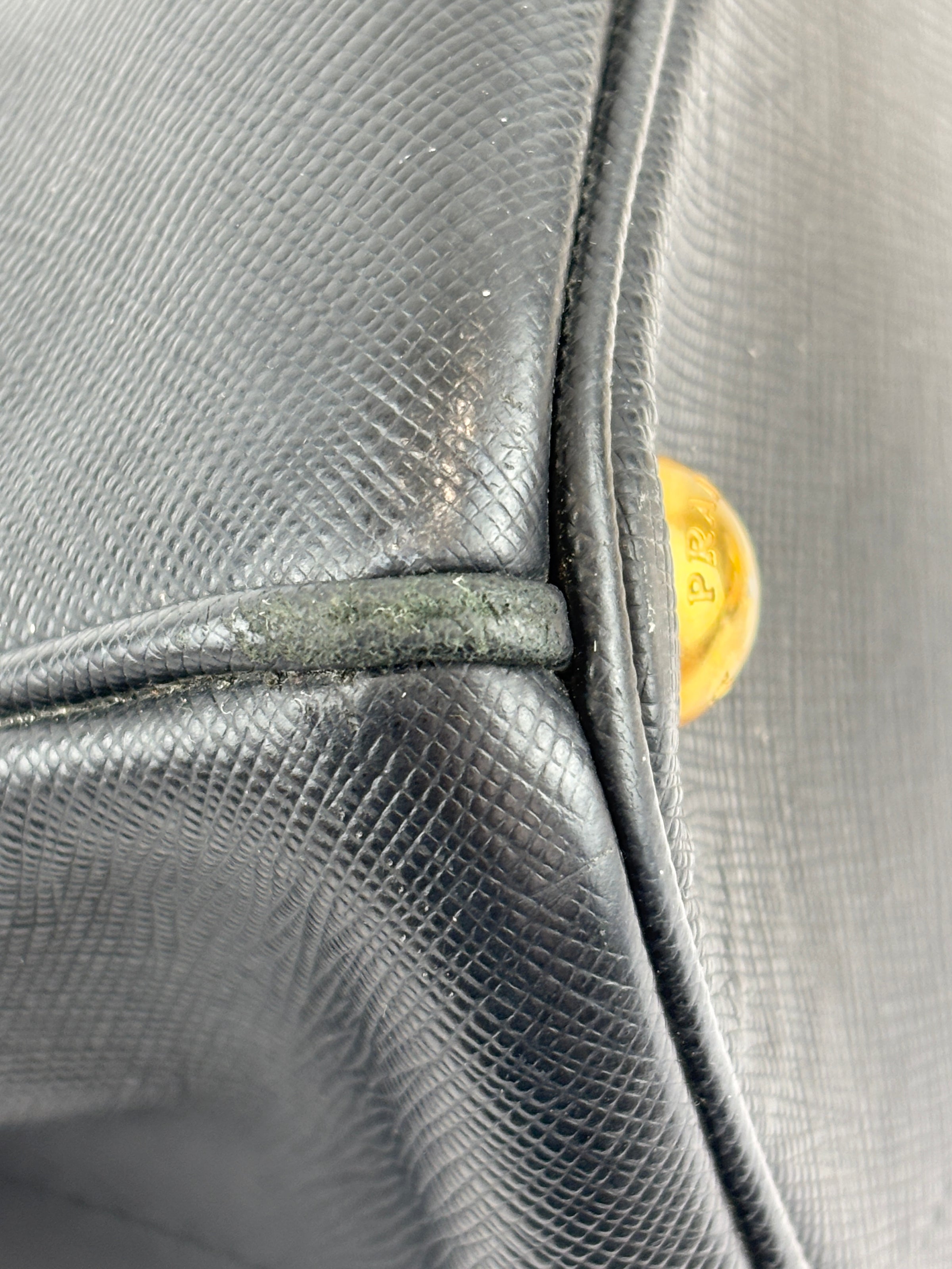 BN2274 Medium Double Zip Tote in Black Saffiano Lux Leather