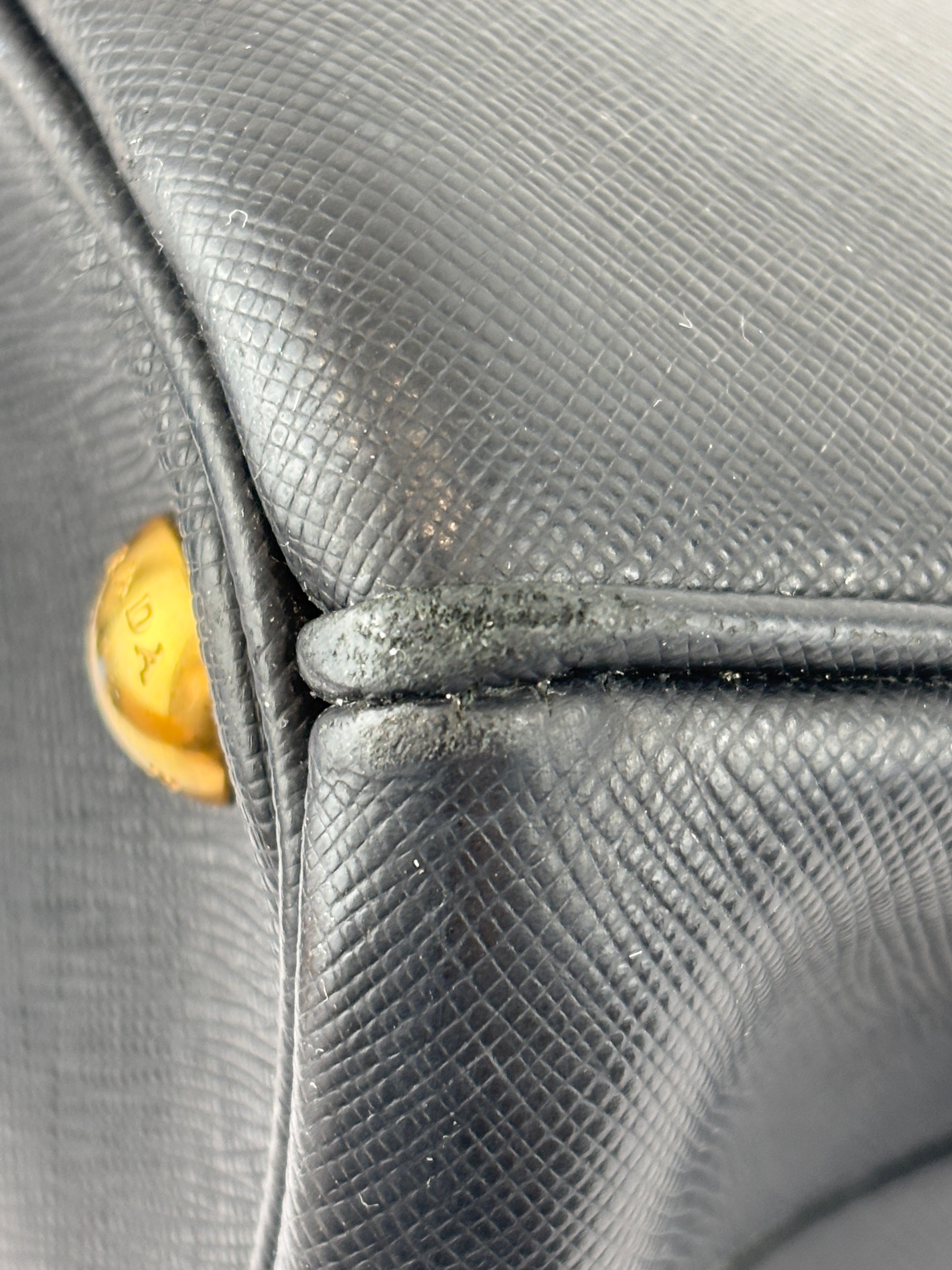 BN2274 Medium Double Zip Tote in Black Saffiano Lux Leather