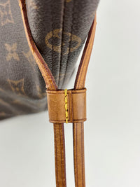 Neverfull MM Monogram Canvas Tote