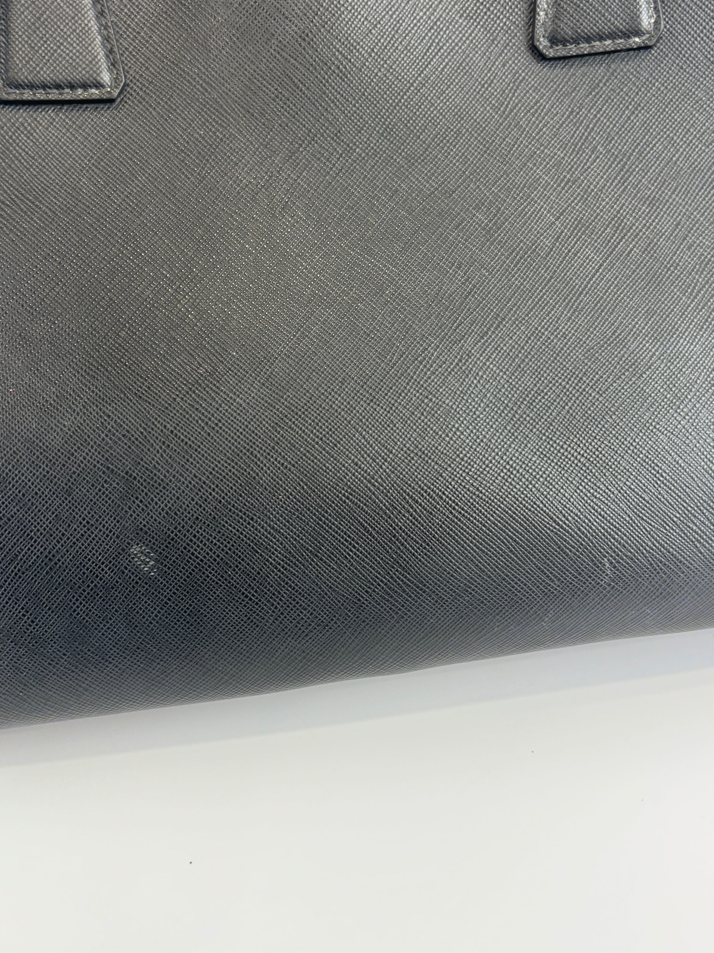 BN2274 Medium Double Zip Tote in Black Saffiano Lux Leather