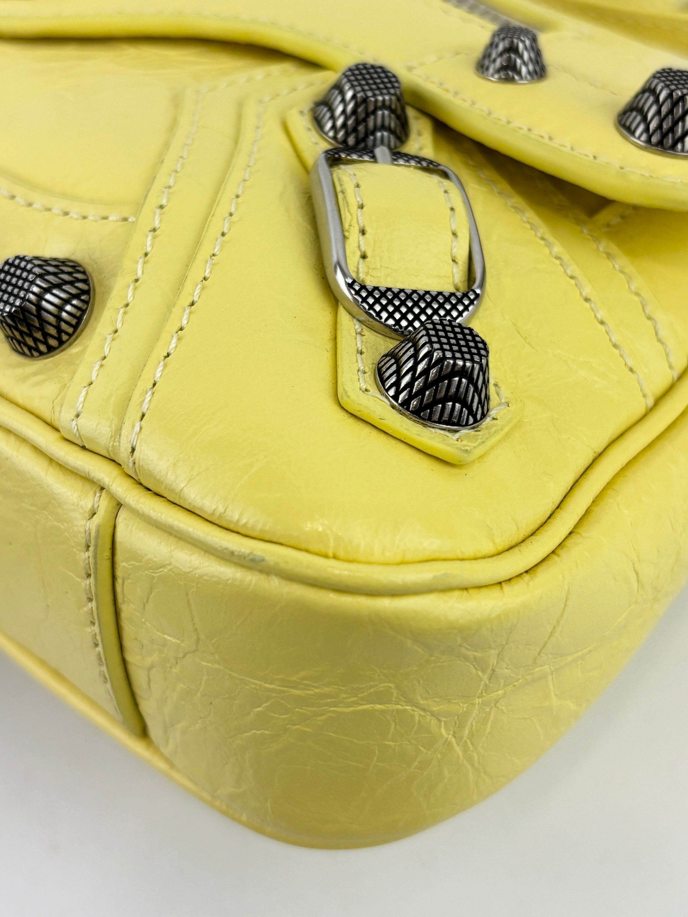 Le Cagole S Leather Shoulder Bag in Citrus/Lemonade Yellow Arena Lambskin