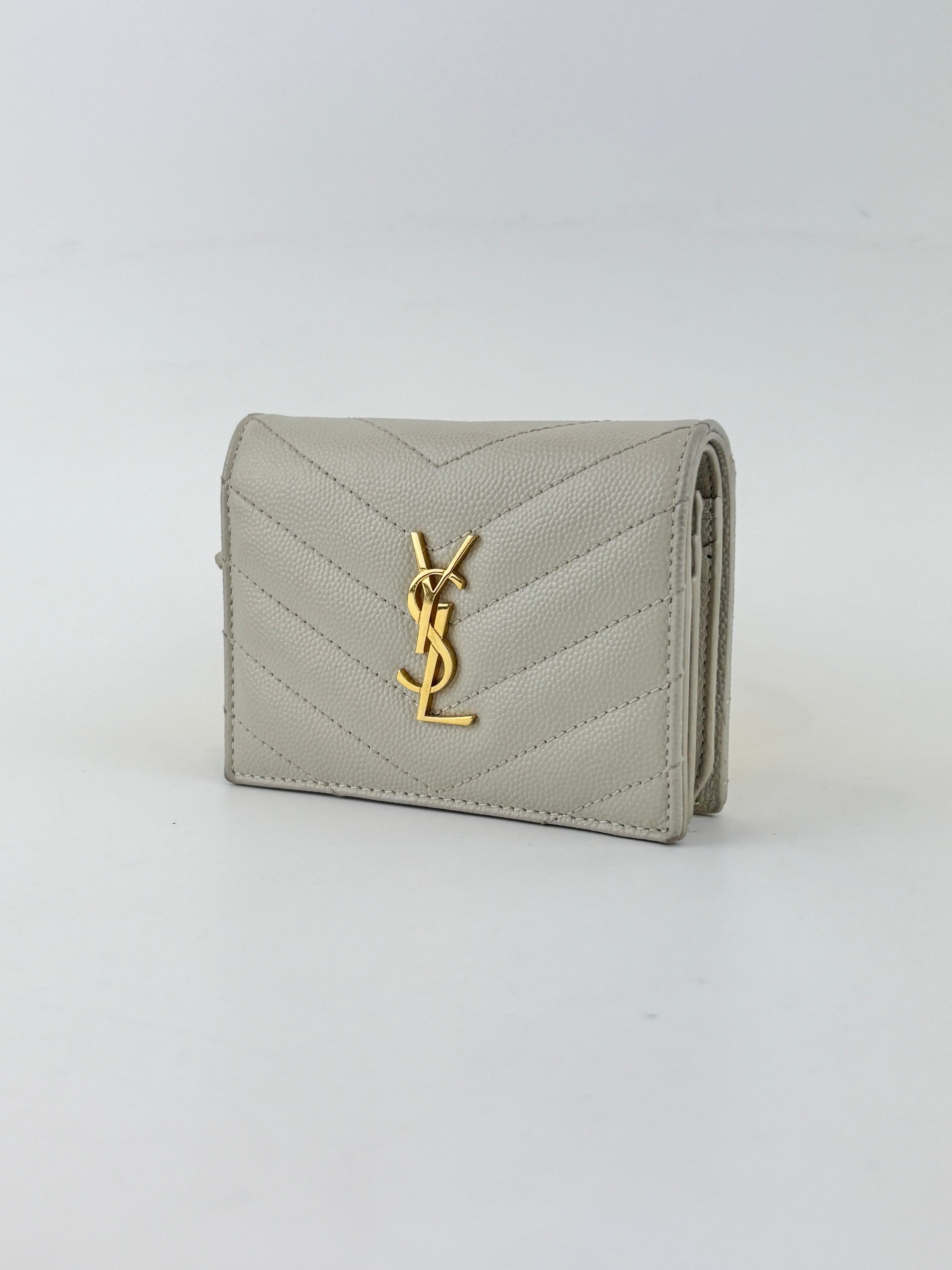 Cassandre Matelassé Flap Grain de Poudre Leather Blanc Vintage Card Case GHW