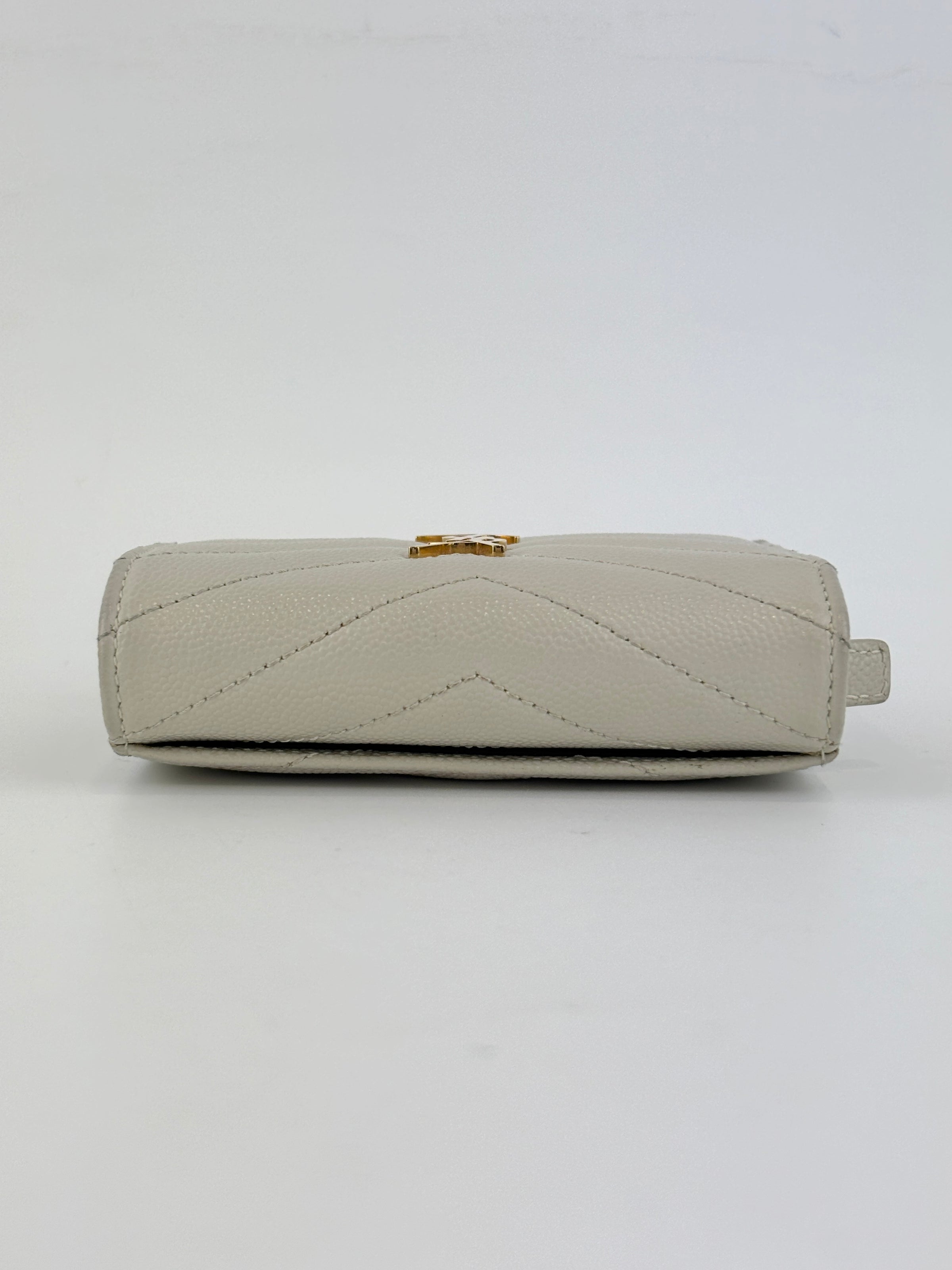 Cassandre Matelassé Flap Grain de Poudre Leather Blanc Vintage Card Case GHW