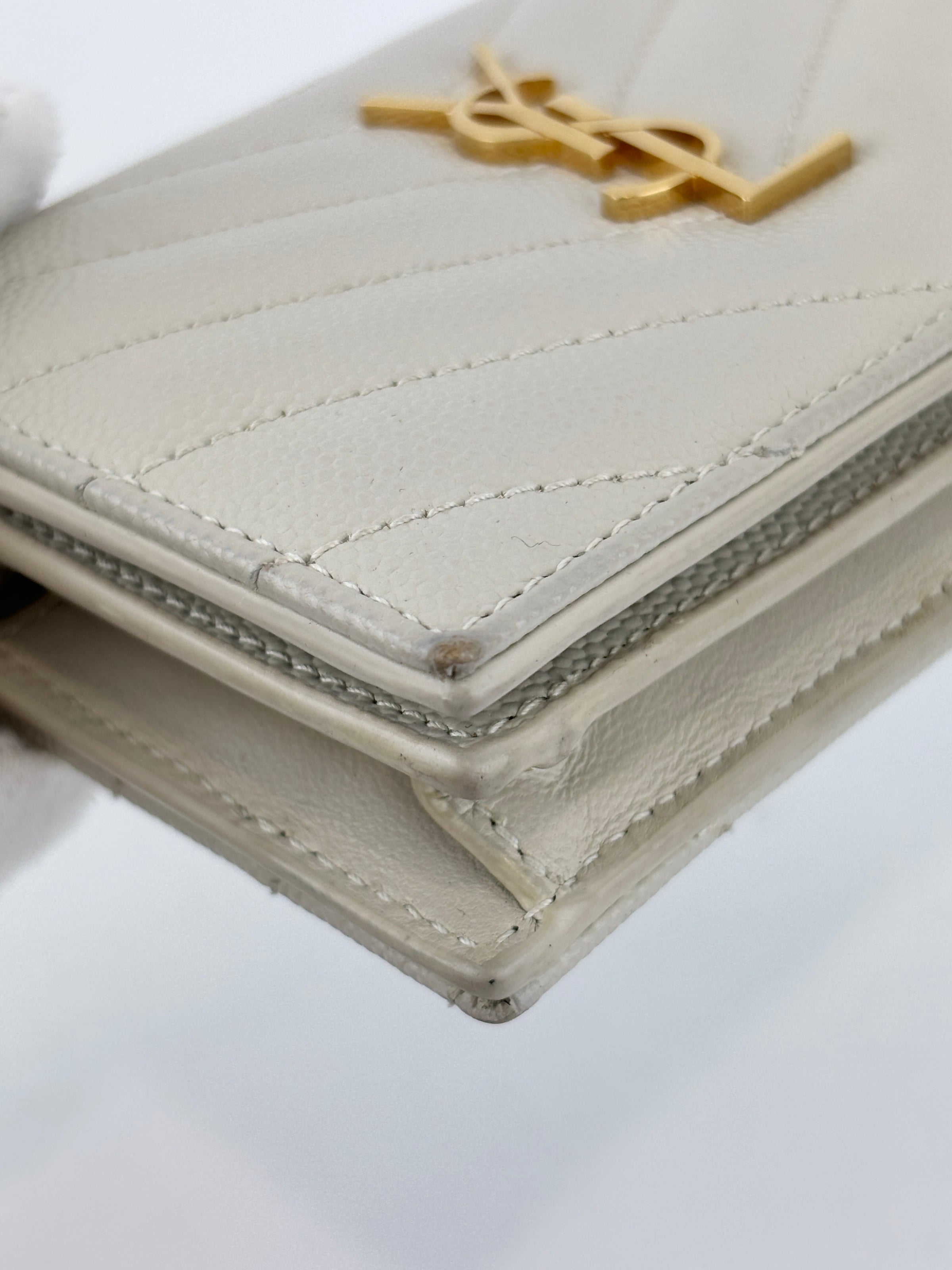 Cassandre Matelassé Flap Grain de Poudre Leather Blanc Vintage Card Case GHW