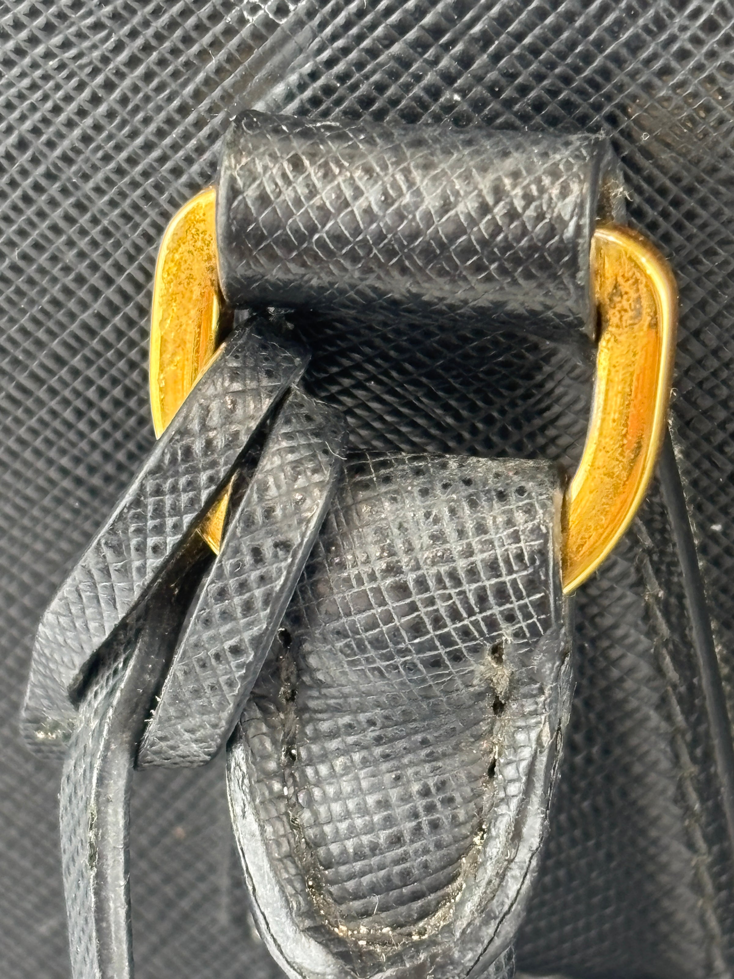 BN2274 Medium Double Zip Tote in Black Saffiano Lux Leather
