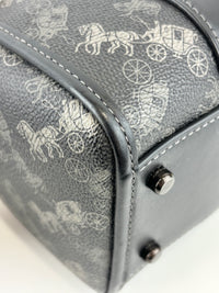 Gotham Duffle 24 With Horse And Carriage Print