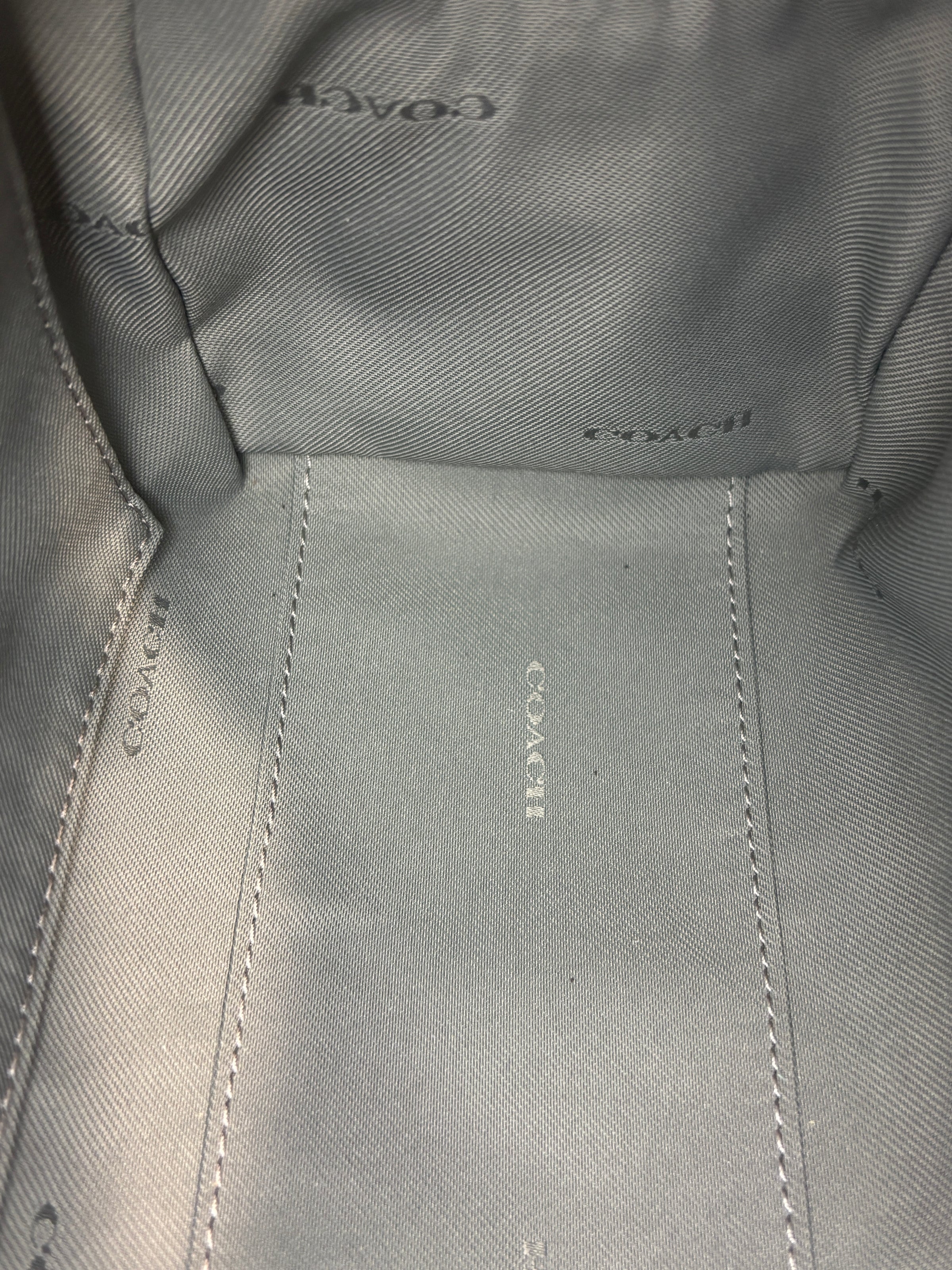 Gotham Duffle 24 With Horse And Carriage Print