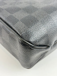 District PM Messenger Damier Graphite Bag