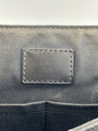 District PM Messenger Damier Graphite Bag